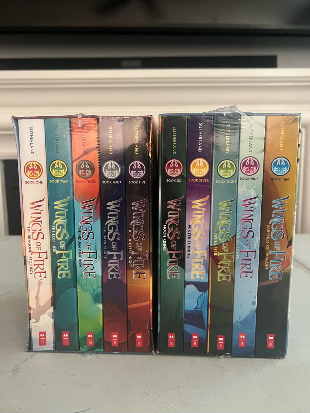 Scholastic Wings of Fire boxed set 1-10